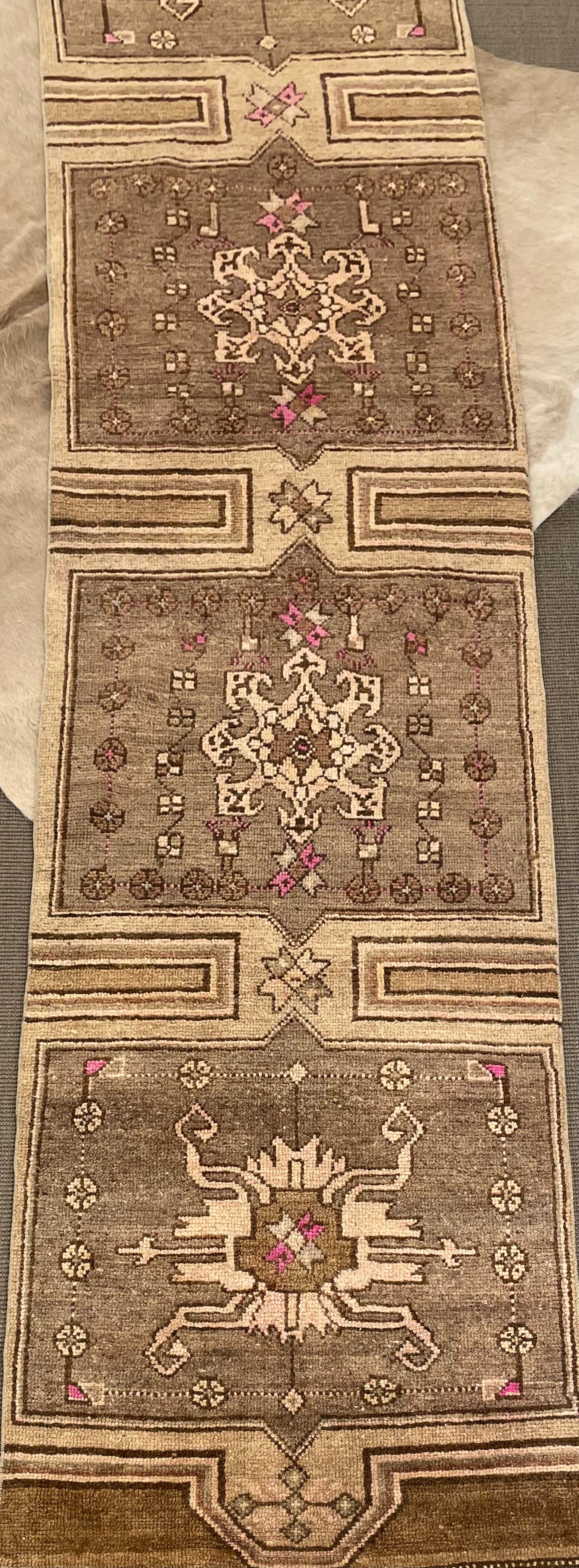 Vintage Runner Brown and Pink