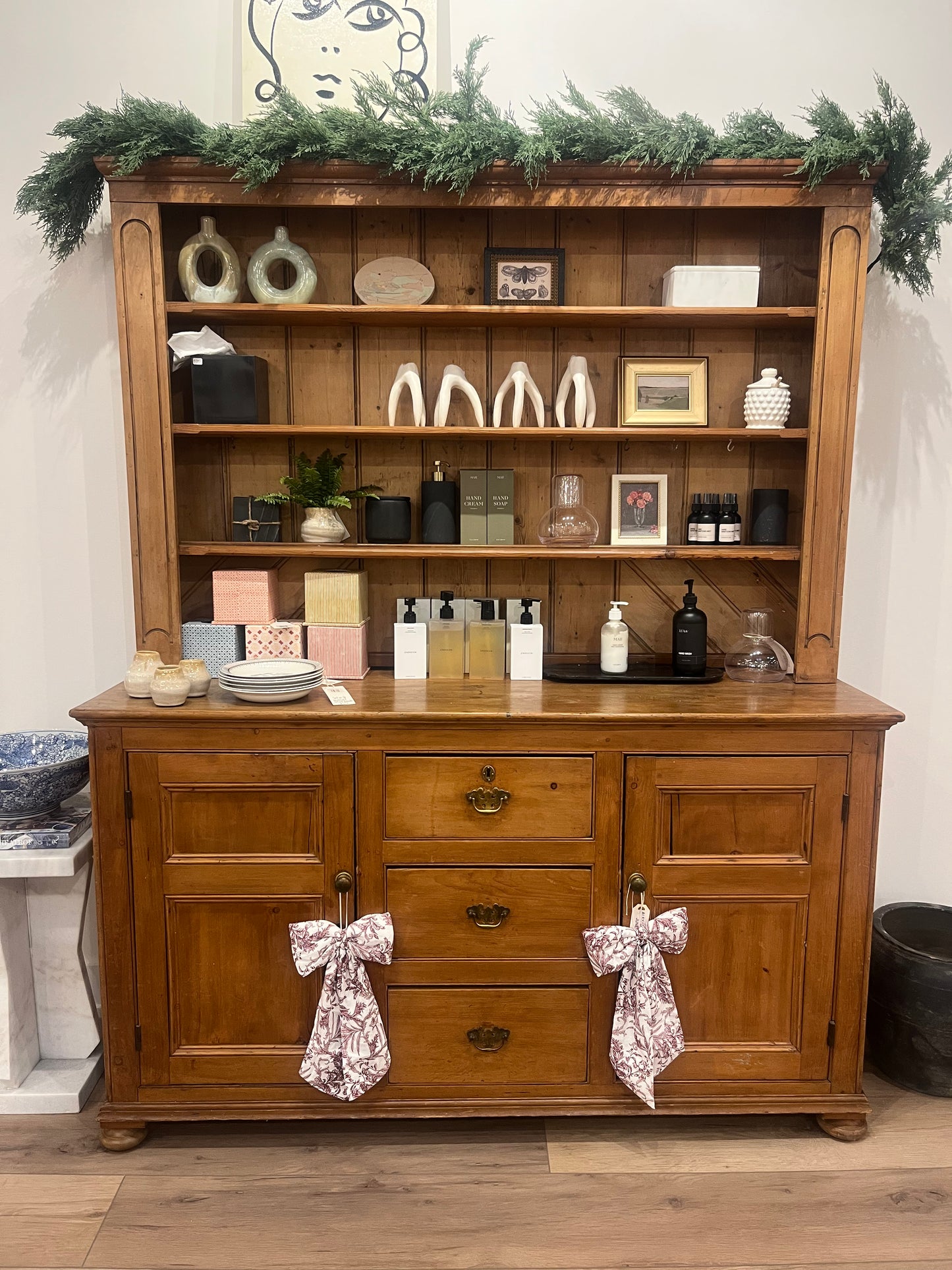 The Parson's Nose Antiques